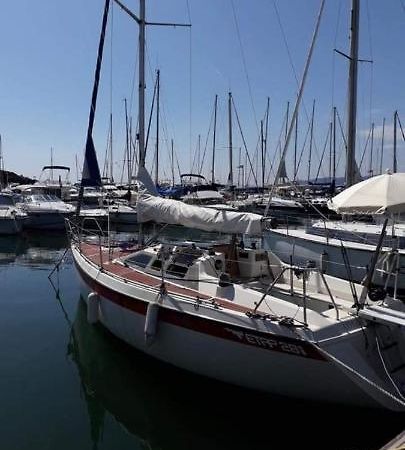 Bateau A Quai St Raphael, 4 Couchages , Voilier Etap 28I Hotel Saint-Raphael  Exterior photo